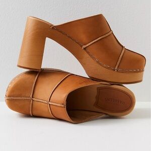 Free People Swedish Hasbeens Rough Stitched Clogs New EU40 Sz 9 or 9.5